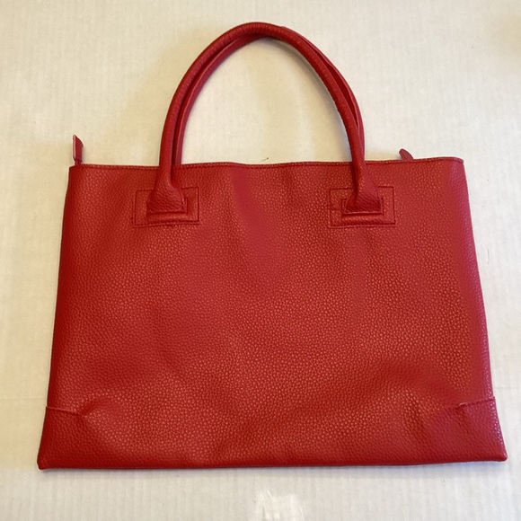 NWOT red faux pebbled leather tote by Mainstreet Collection - Picture 3 of 7